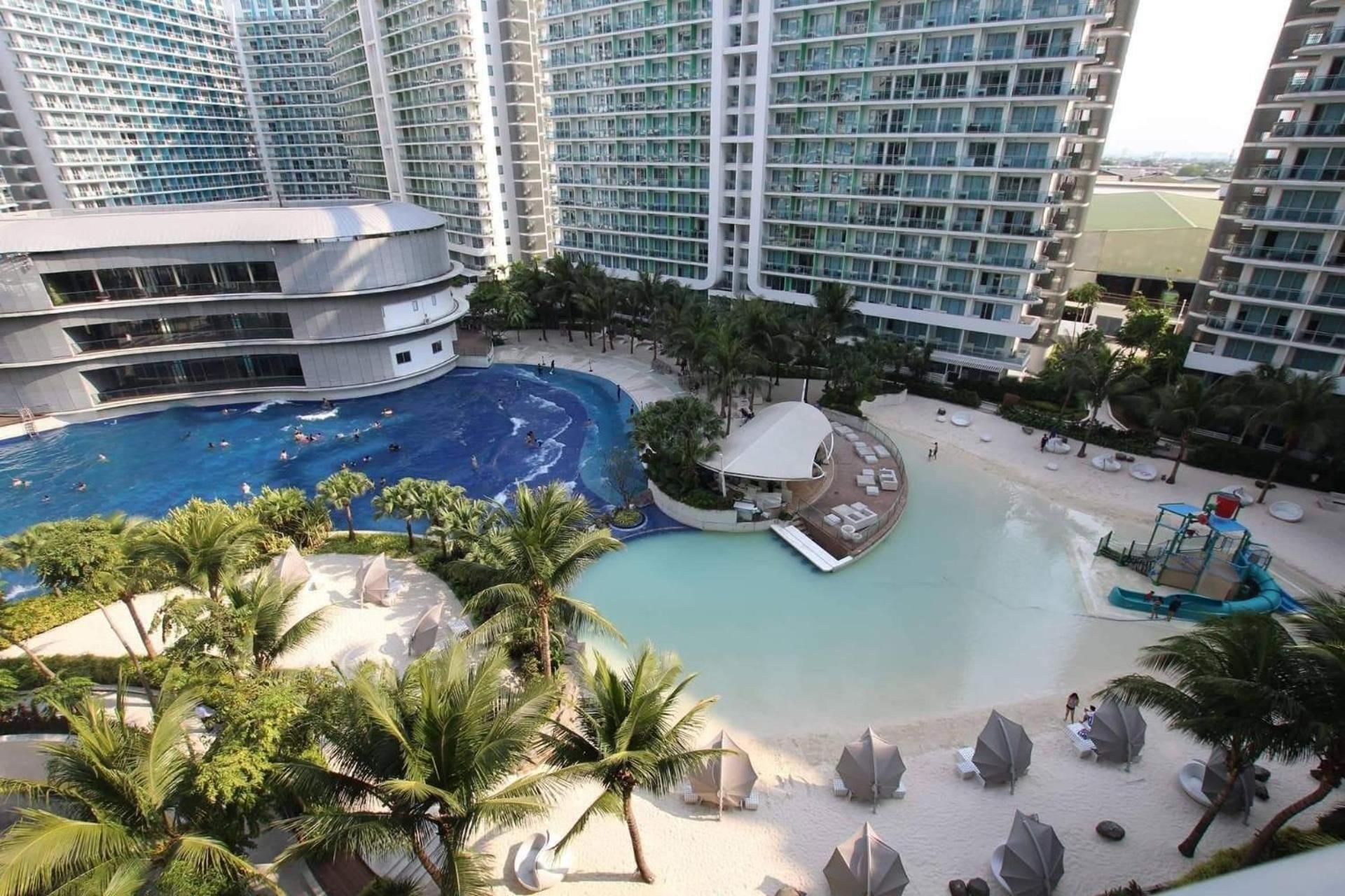 Manila Urban Resort at Azure Exterior foto